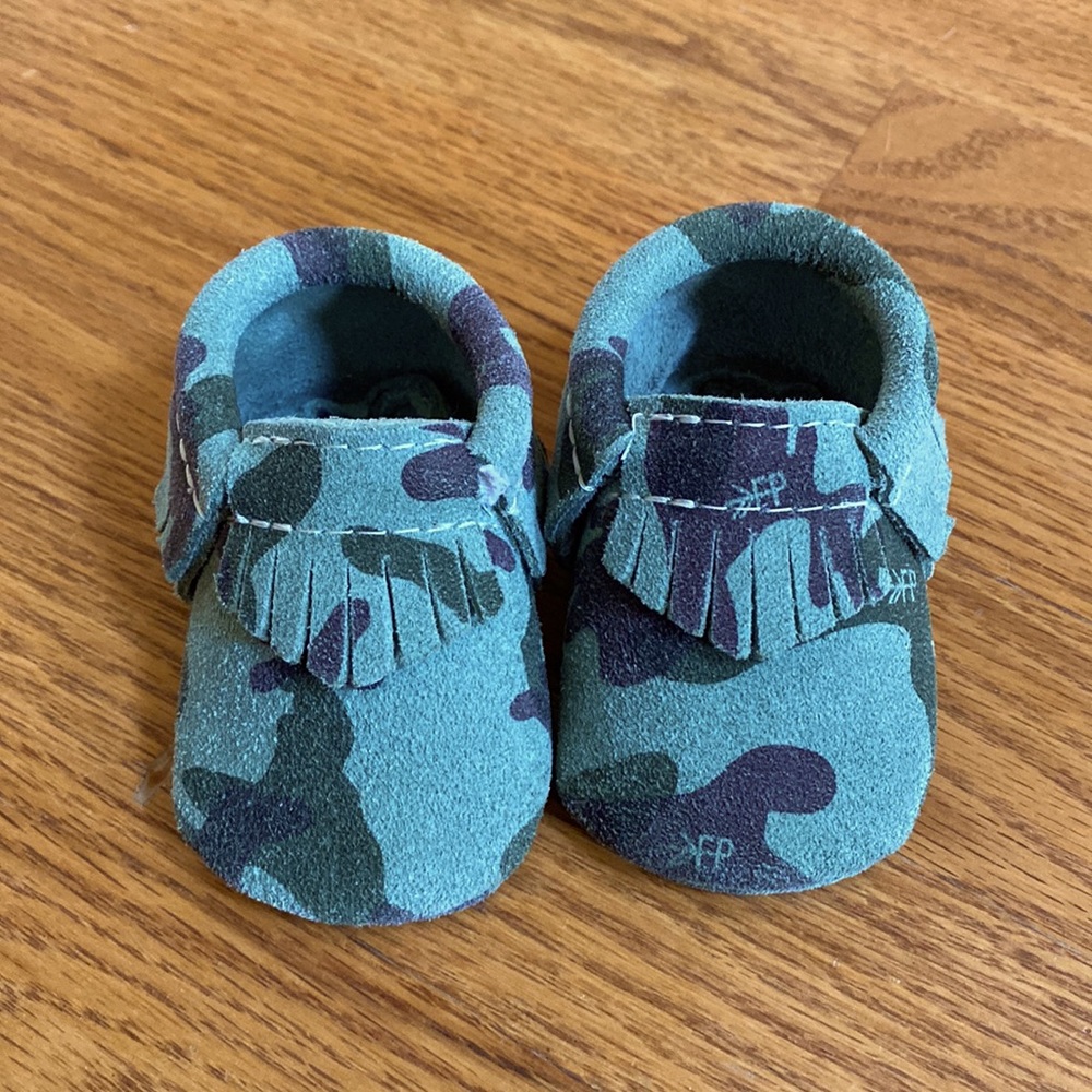 Freshly Picked Camo Moccs - size 1